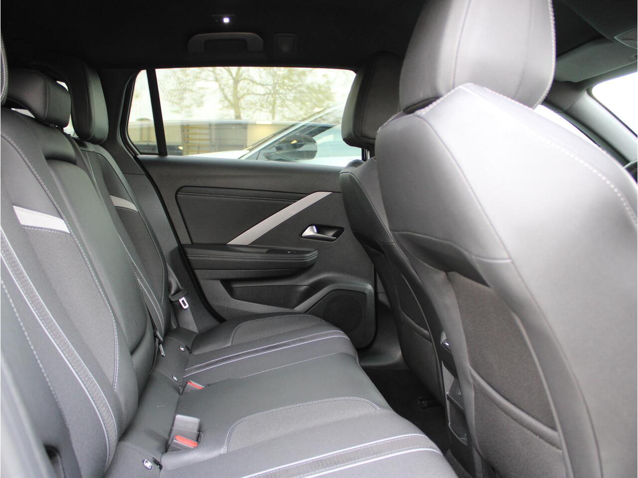 Opel ASTRA Sports Tourer HYBRID 145 GS | Automaat | 360° Camera / Navi / Stoelverwarming / Adaptive Cruise