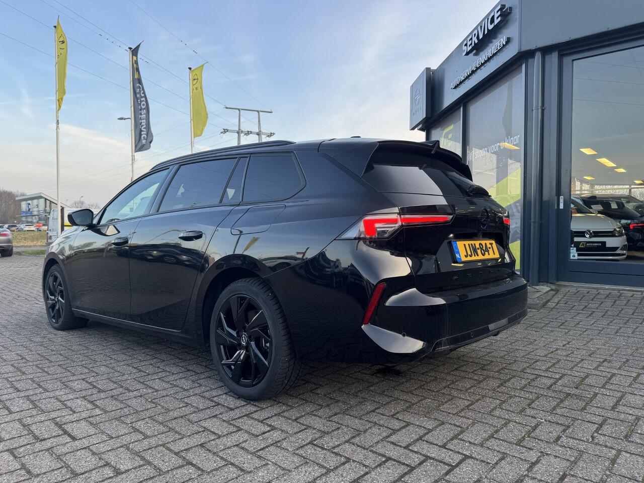 Opel ASTRA Sports Tourer 1.6 Turbo Plug In Hybrid GS Nw model! | draadloos Carplay | Full LED | 2 sets banden | als nieuw!