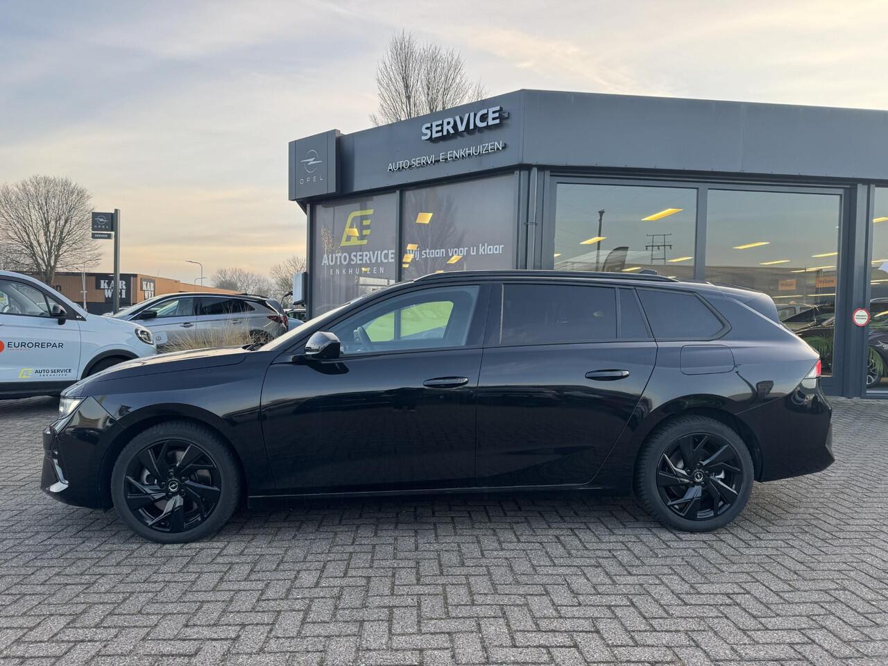 Opel ASTRA Sports Tourer 1.6 Turbo Plug In Hybrid GS Nw model! | draadloos Carplay | Full LED | 2 sets banden | als nieuw!