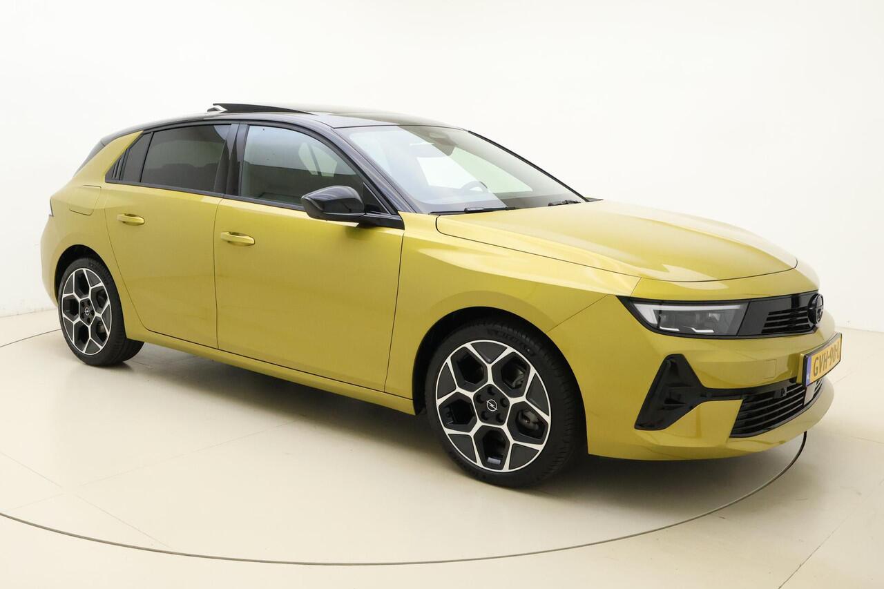 Opel ASTRA 1.2 Turbo 145pk Hybrid Automaat Ultimate | Schuif/kantel dak | Adapt. Cruise control | Verwarmde voorruit | Stoel- en stuurverwarming | 360° Camera | VOL OPTIES