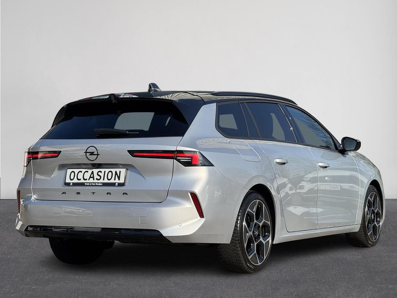 Opel ASTRA Sports Tourer 1.2 Turbo Ultimate | Camera | Navi | Carplay | Clima | Stoelen-pakket | ACC | Dodehoek detectie | LM velgen | ( Vestiging - Nieuwegein )