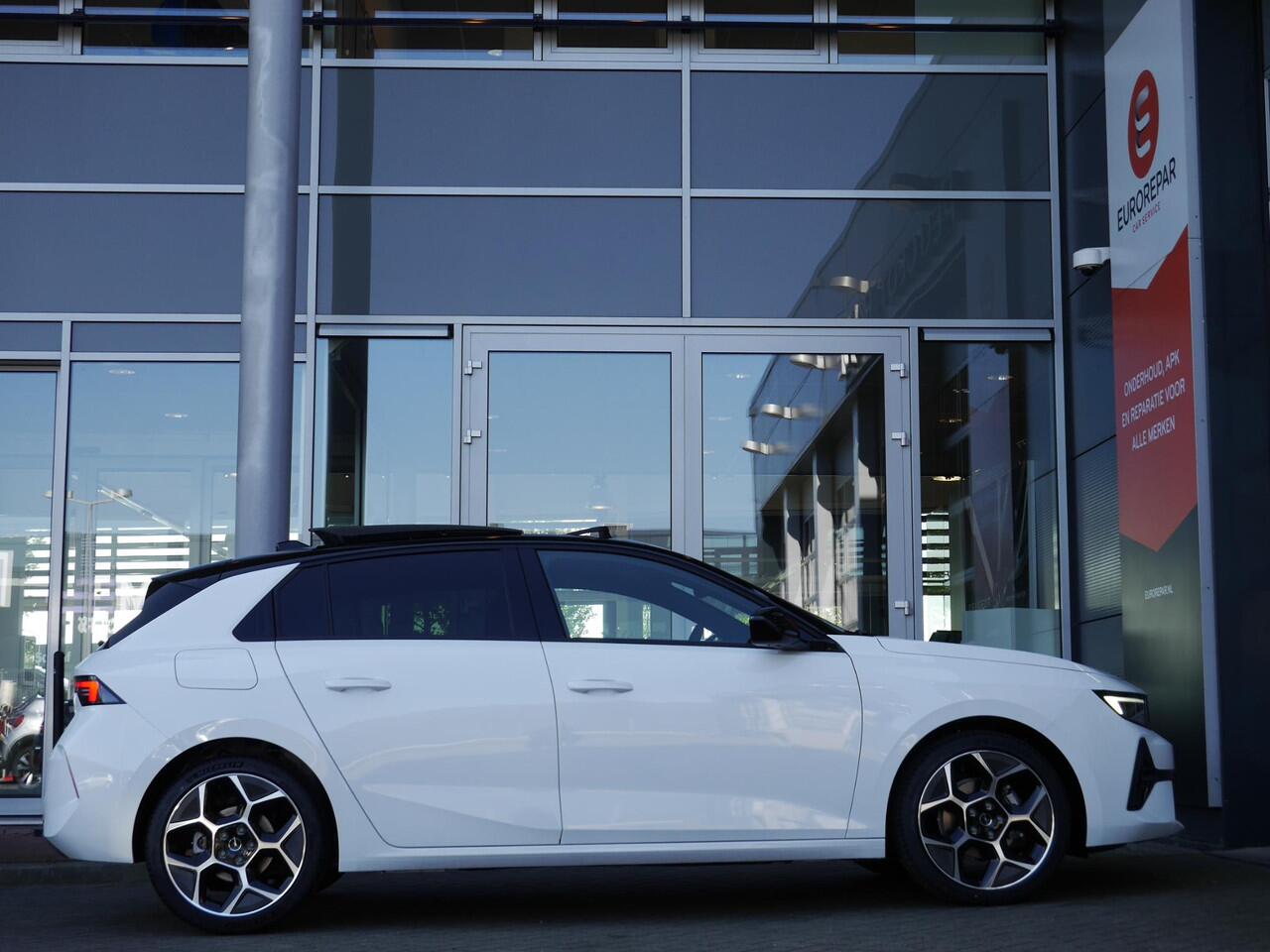 Opel ASTRA 1.2 Turbo GS | Nieuwe auto | Stoel en stuurverwarming | Panoramadak | Afneembare trekhaak | 18 inch | Navigatie | Adaptive cruise control | head up display | Led verlichting