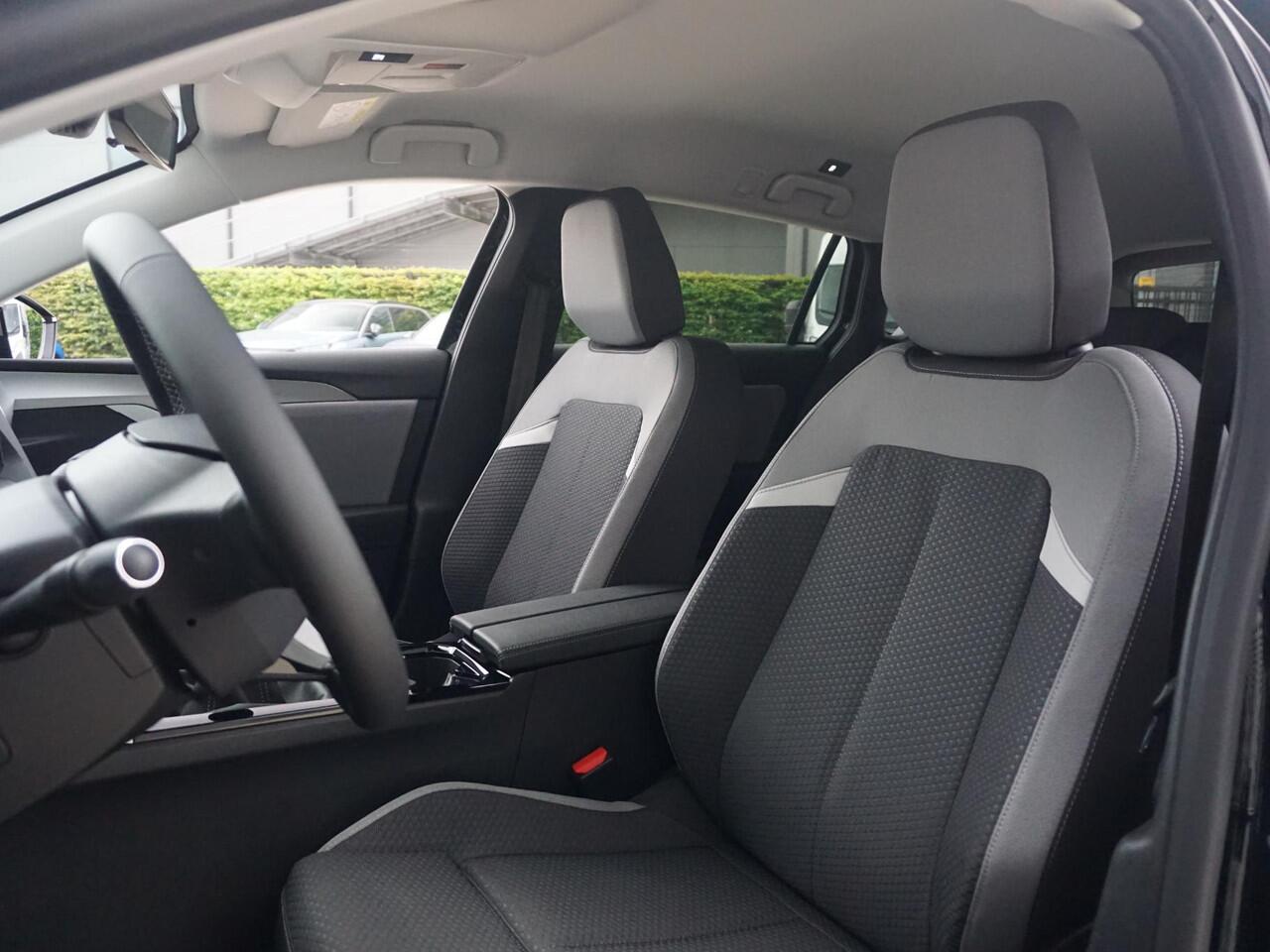 Opel ASTRA Sports Tourer 1.2 Turbo Business Edition