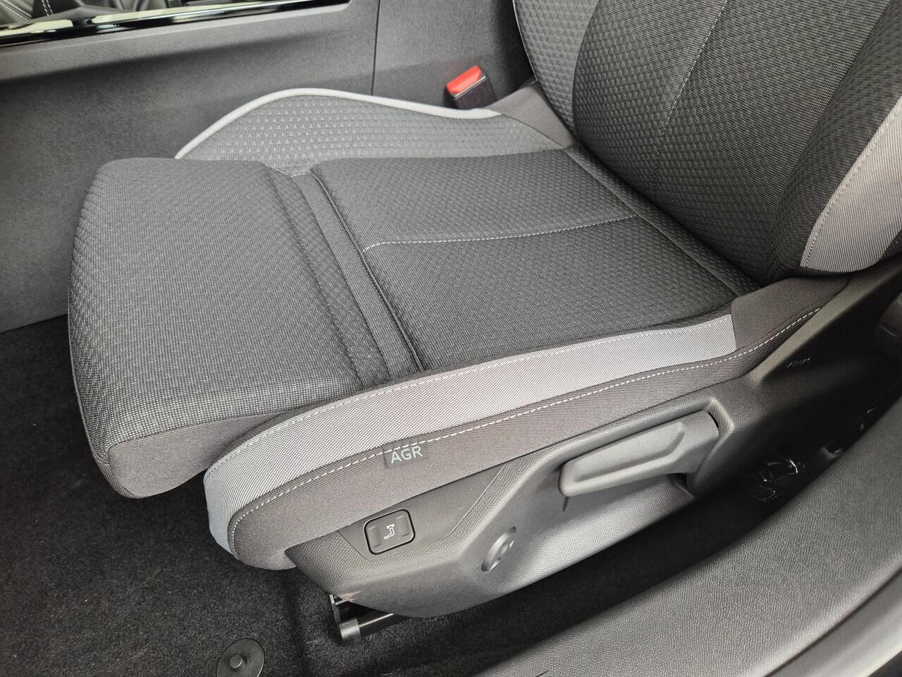 Opel ASTRA Sports Tourer 1.2 Turbo Business Edition