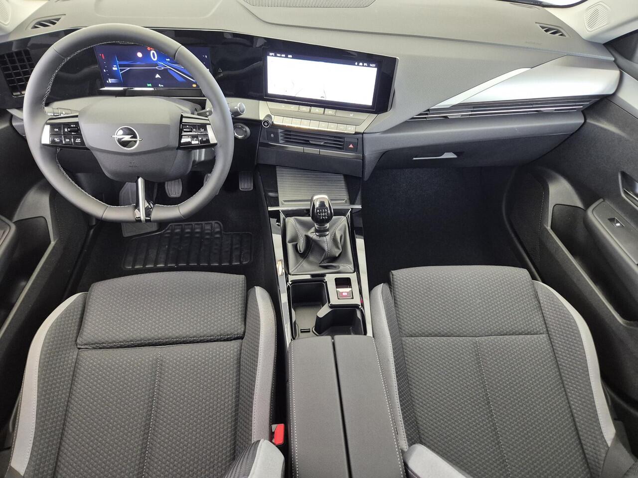 Opel ASTRA Sports Tourer 1.2 Turbo Business Edition