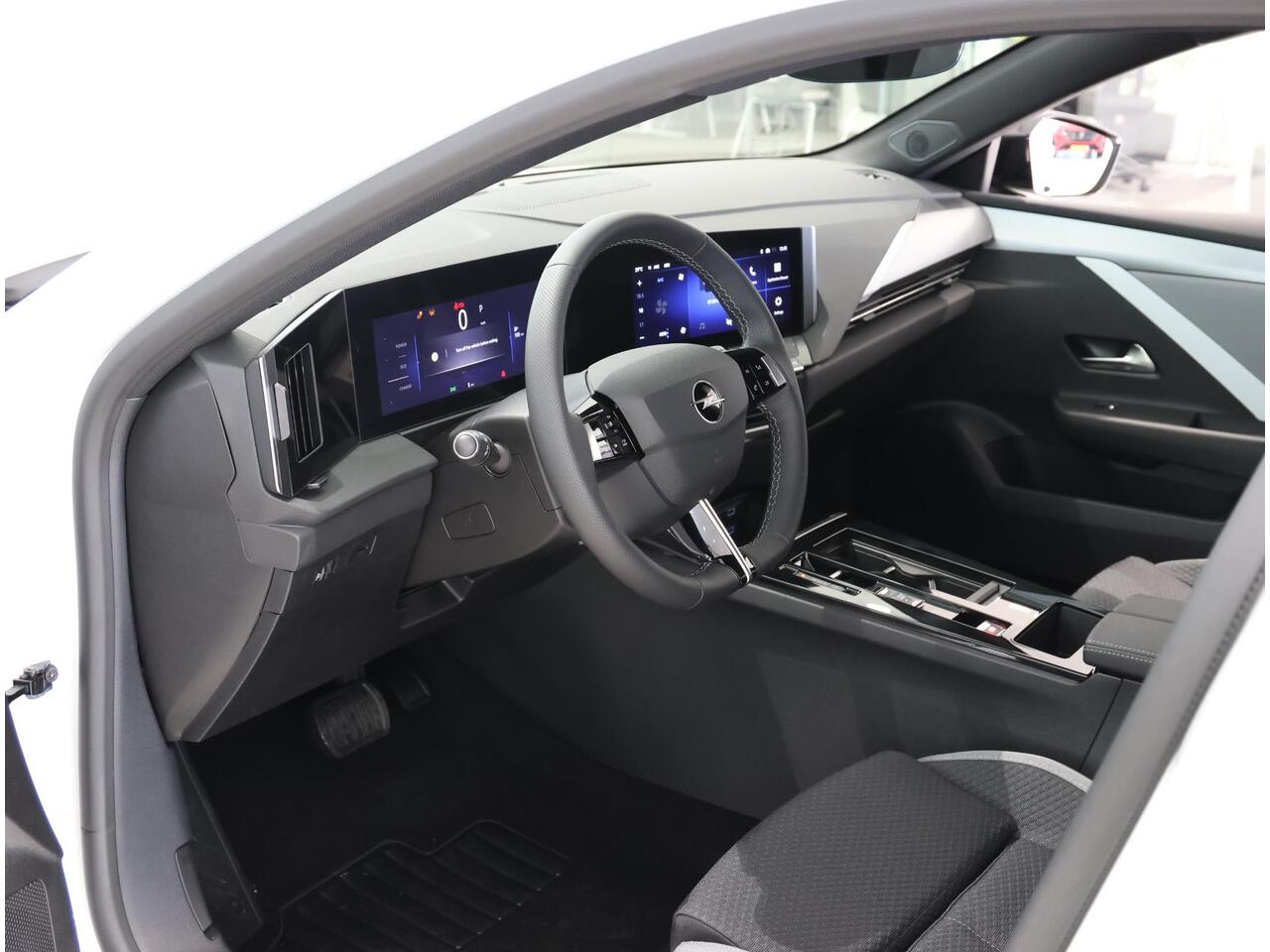 Opel ASTRA Sports Tourer 1.2 Turbo 145PK Hybrid Business Edition | Navigatie | Stoel/stuur verwarming | Apple carplay/Android auto | Climate Control | AGR-Stoelen