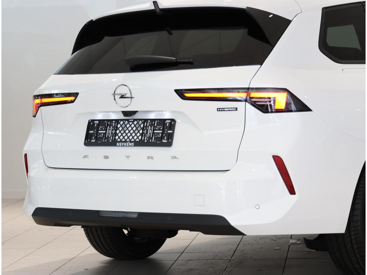 Opel ASTRA Sports Tourer 1.2 Turbo 145PK Hybrid Business Edition | Navigatie | Stoel/stuur verwarming | Apple carplay/Android auto | Climate Control | AGR-Stoelen