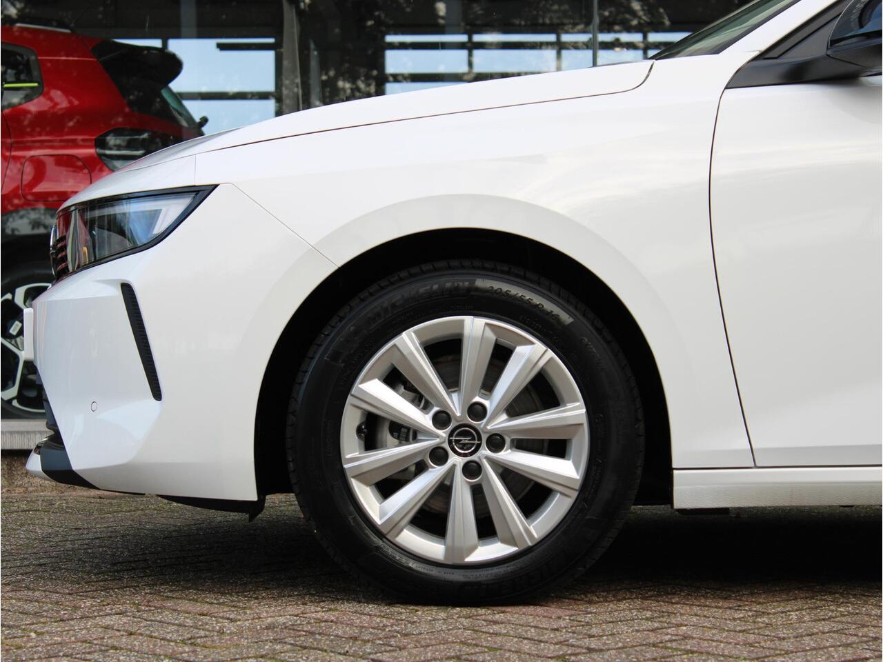 Opel ASTRA Sports Tourer 1.2 Turbo 110 Business Edition | Camera / Stoelverw. / Adap. Cruise