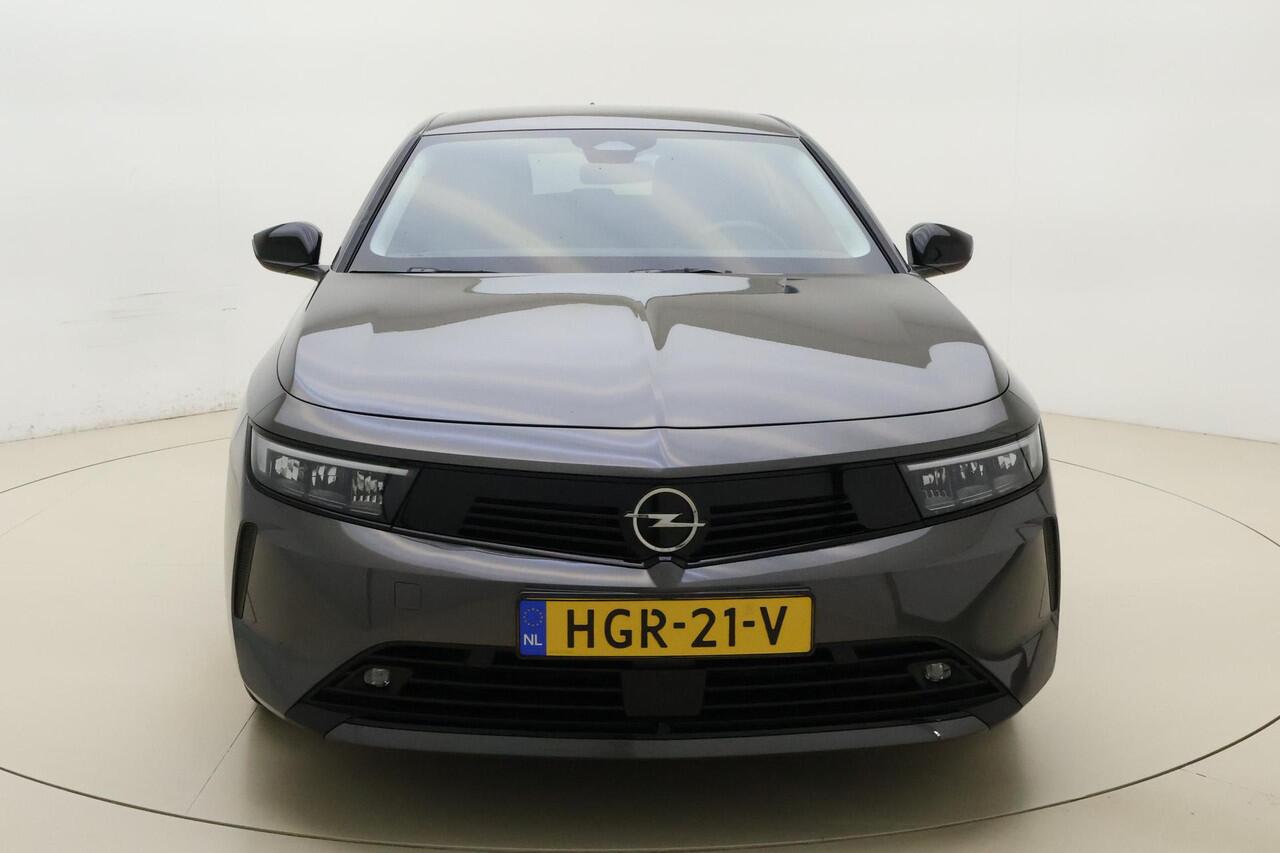Opel ASTRA 1.2 Turbo Business Edition | Navigatie | Climate control | Camera | CRuise control | Lichtmetalen velgen | Keyless | Extra getint glas