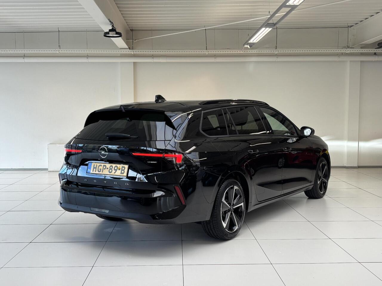 Opel ASTRA Sports Tourer 1.2 Turbo Hybrid Business Edition Automaat | Navigatie | Adaptive cruise control | Android auto / Apple carplay | Stoelverwarming