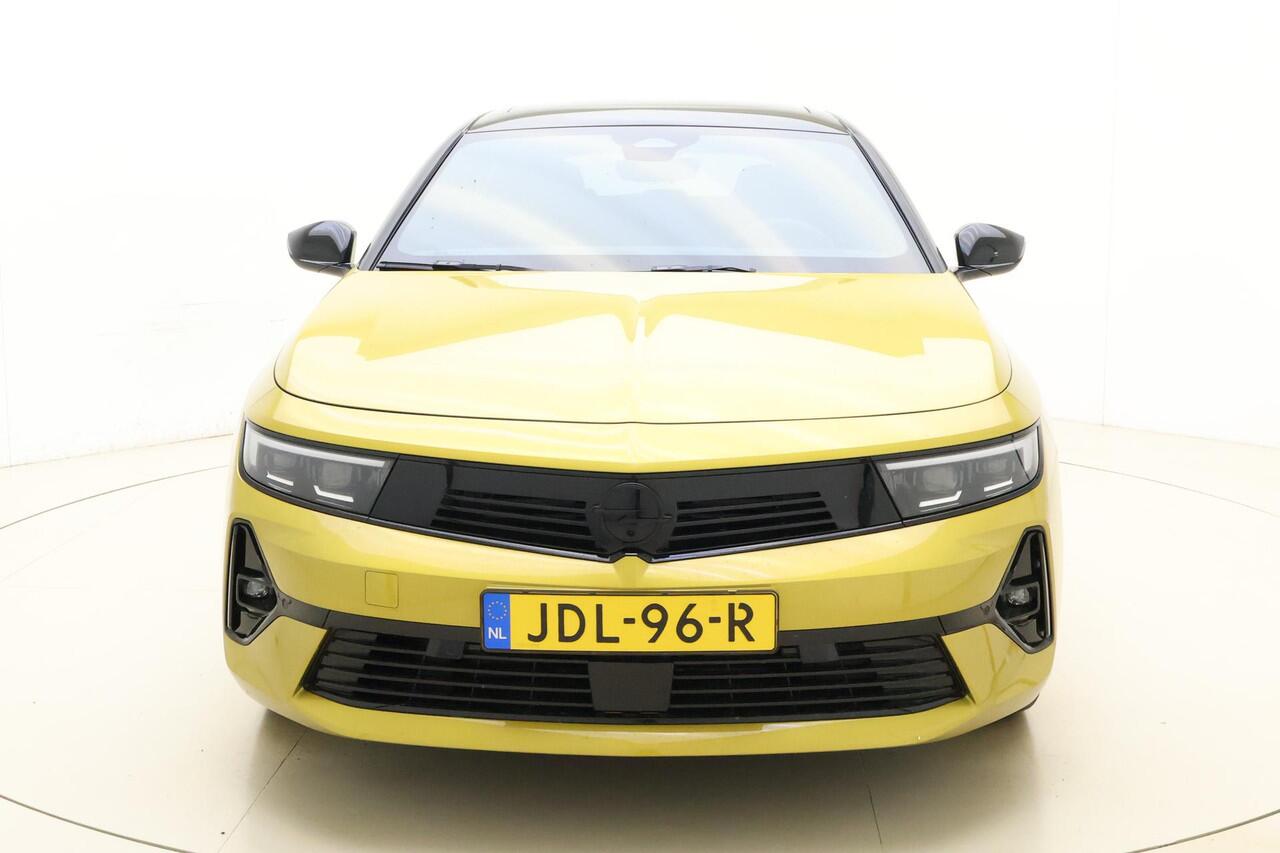 Opel ASTRA 1.2 Turbo GS 130pk Automaat | Adaptive Cruise Control | 360° Camera | 18" Lichtmetalen velgen | Panorama dak | Stoelverwarming | Keyless Entry & Start | Navigatie