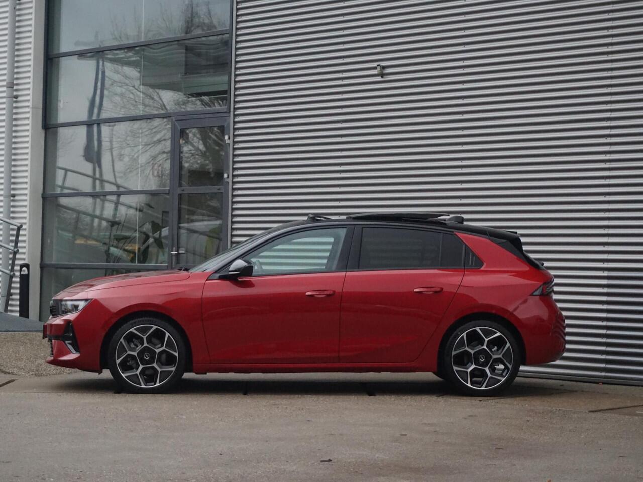 Opel ASTRA 1.2 Turbo Hybrid Ultimate Schuif / Kanteldak