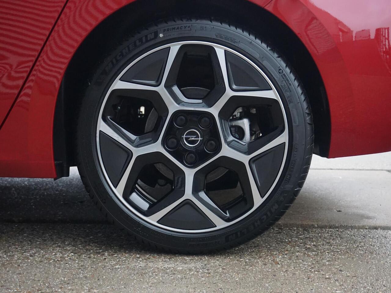 Opel ASTRA 1.2 Turbo Hybrid Ultimate Schuif / Kanteldak