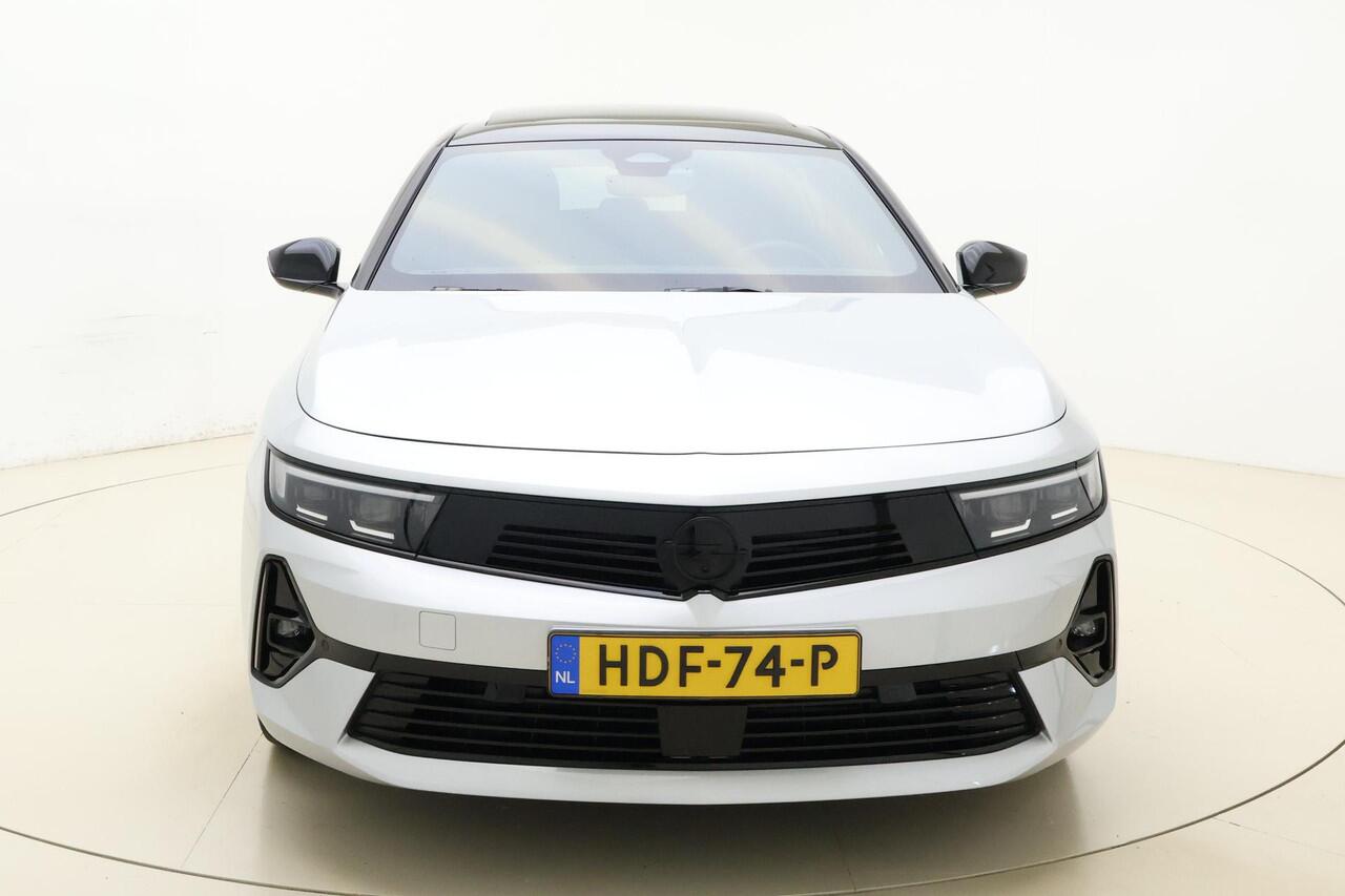 Opel ASTRA 1.2 Turbo 145pk Hybrid Automaat Ultimate | Navigatie | Alcantara bekleding | Camera | Head-up Display | Keyless | Panoramadak | Stoel- en stuurverwarming| 18" Lichtmetalen velgen