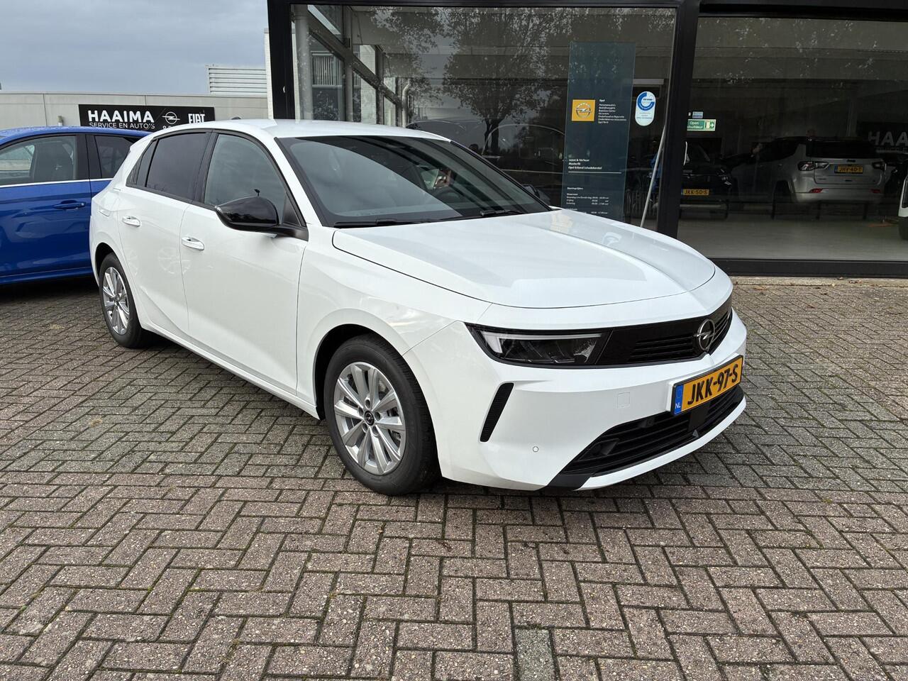 Opel ASTRA 1.2 Turbo Hybrid Business Edition 5-Deurs | ECC | Navigatie | Camera | Parkpilot | Stoel & Stuurverwarming | AGR | Elektrisch Pakket | LM-Velgen