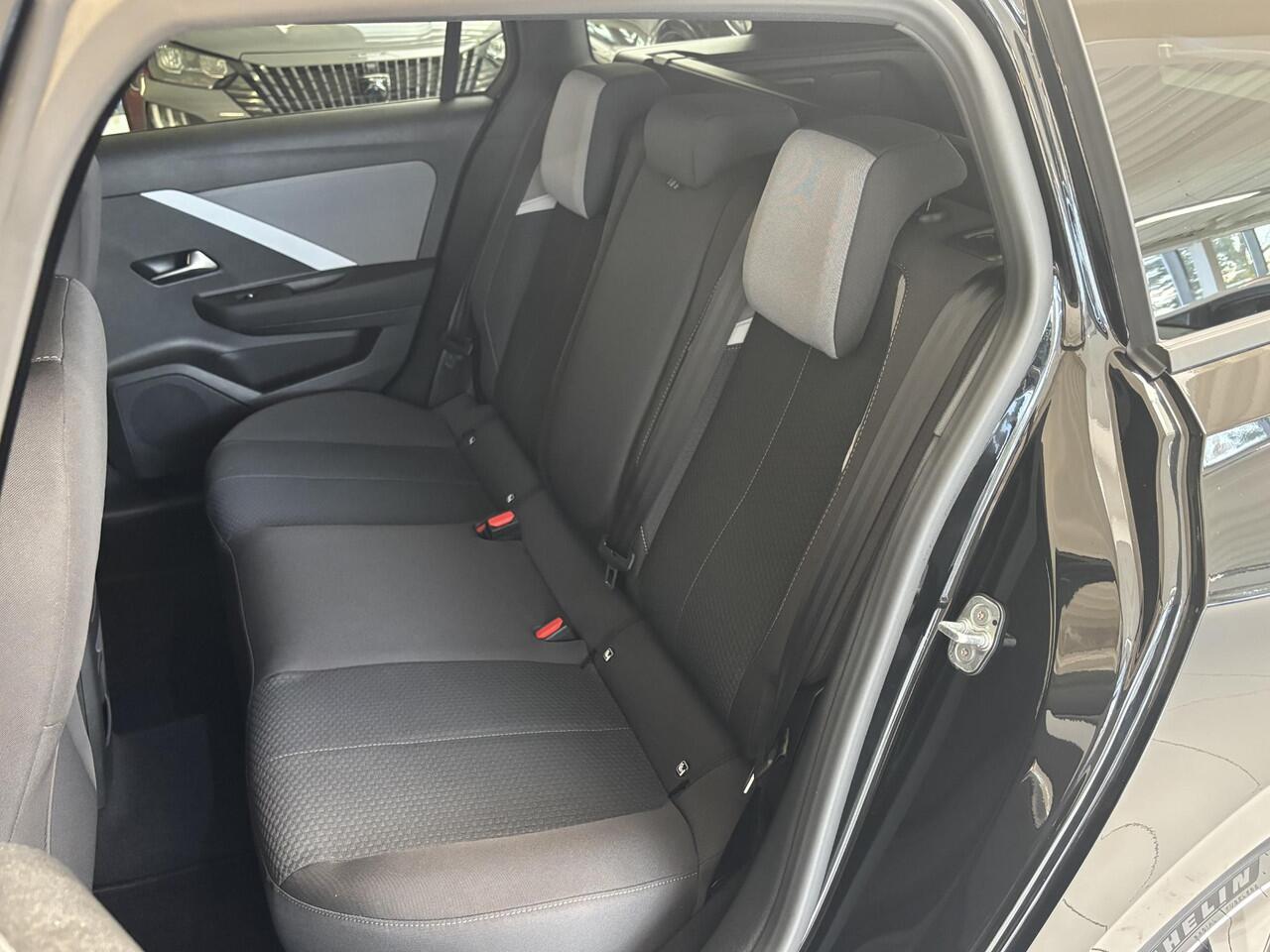 Opel ASTRA Sports Tourer 1.2 Turbo Hybrid Business Edition Automaat | Navigatie | Adaptive cruise control | Android auto / Apple carplay | Stoelverwarming