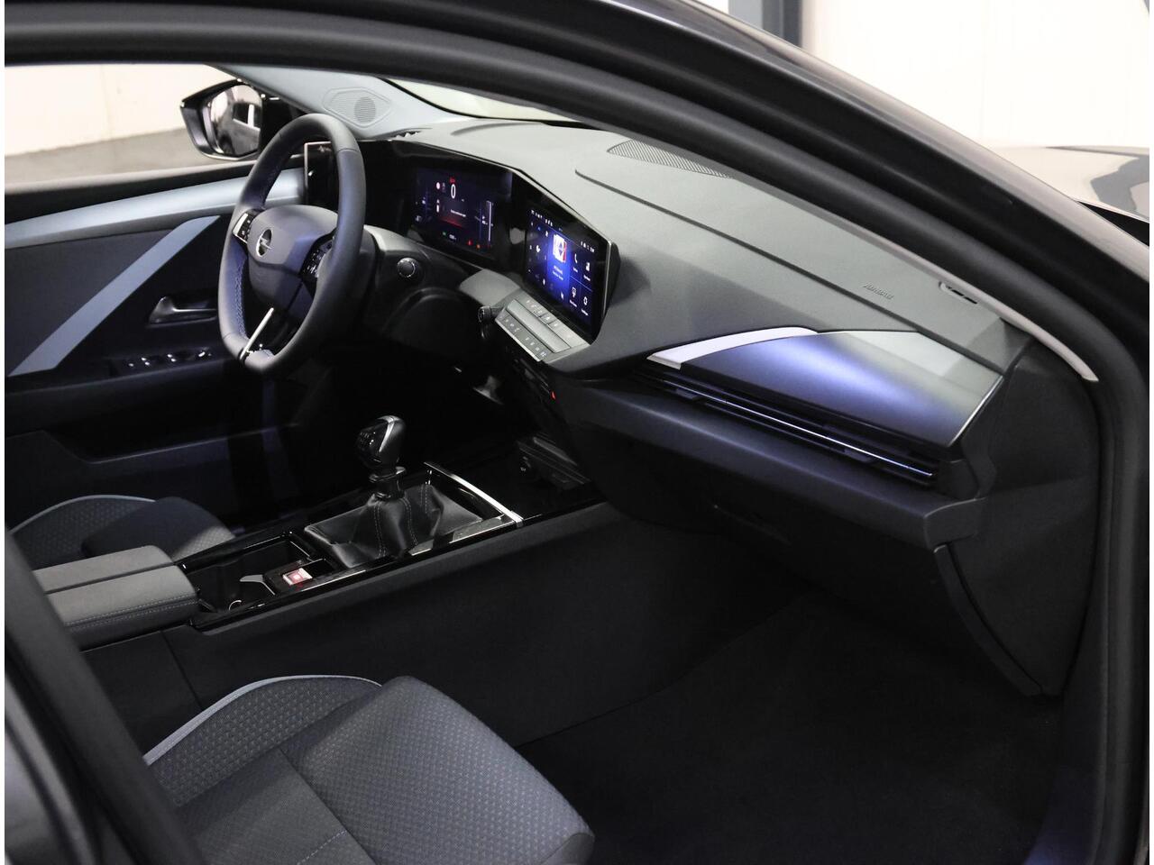 Opel ASTRA Sports Tourer 1.2 110PK Business Edition | 1ste eigenaar | AppleCarPlay/AndroidAuto | Navigatie | Adaptive Cruise Control | Keyless | AGR Stoel | Stoel/Stuur/Verwarming | FULL LED | Camera | Isofix | Privacy Glass |