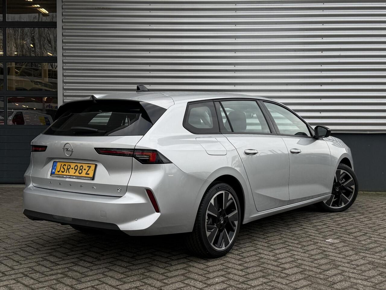 Opel ASTRA Electric Edition 54kWh 156pk | 3-FASEN | 400KM WLTP | APPLE CARPLAY / ANDROID AUTO | CLIMA | PDC V+A | 18 INCH LM-VELGEN |