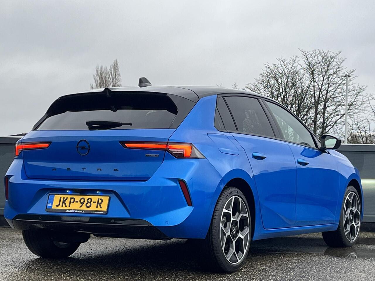 Opel ASTRA Ultimate 1.2 Turbo Hybrid 145pk | PANORAMADAK | NAVIGATIE | AGR-STOELEN |