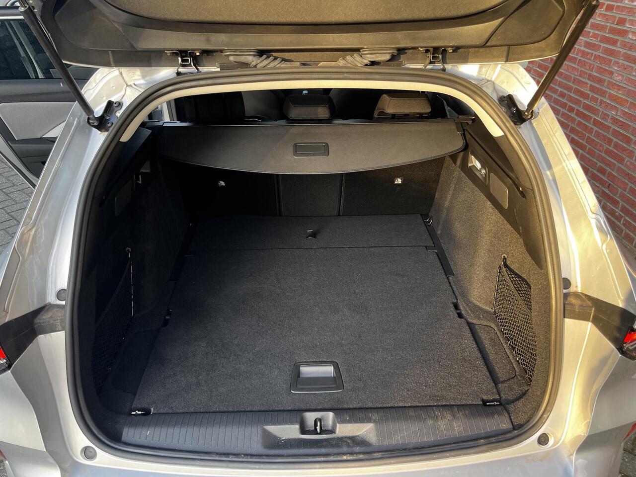 Opel ASTRA ST Business Edition 1.2 Turbo 110pk | STOEL + STUURVERW. | ACHTERUITRIJCAMERA | AGR STOEL |