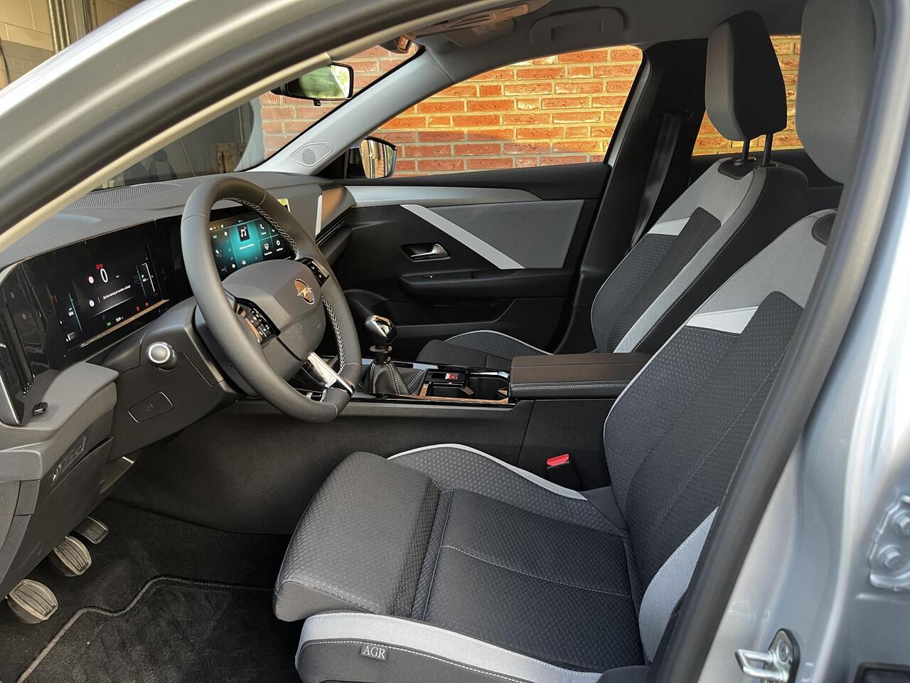 Opel ASTRA ST Business Edition 1.2 Turbo 110pk | STOEL + STUURVERW. | ACHTERUITRIJCAMERA | AGR STOEL |