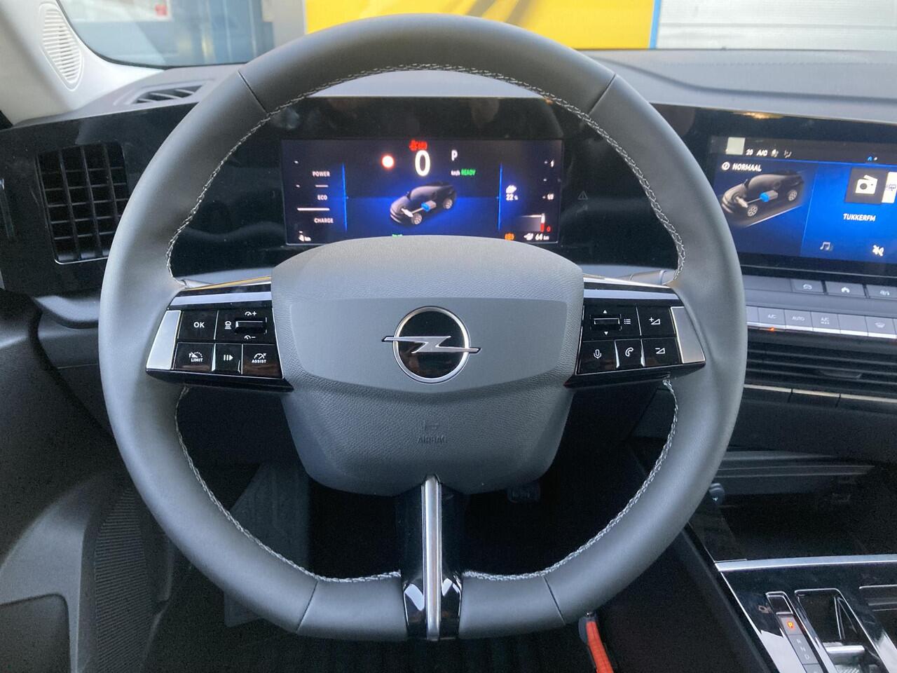 Opel ASTRA Electric 54 kWh Edition | DEMO | Adapt. Cruise control | Climate control | Parkeersensoren | Apple Carplay/ Android auto | 18" Lichtmetalen velgen