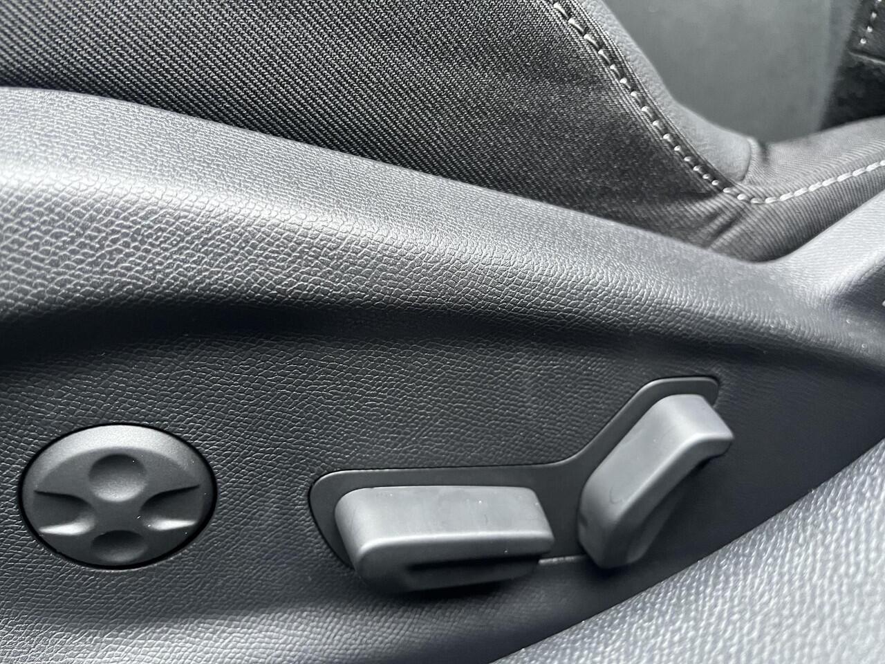 Opel ASTRA Electric GS EV 54kWh 156pk | SCHUIF/KANTELDAK | ALCANTARA LEDEREN BEKLEDING |