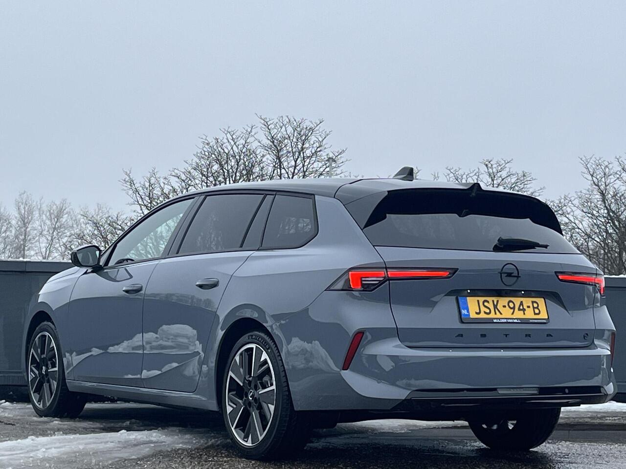 Opel ASTRA Electric GS EV 54kWh 156pk | SCHUIF/KANTELDAK | ALCANTARA LEDEREN BEKLEDING |