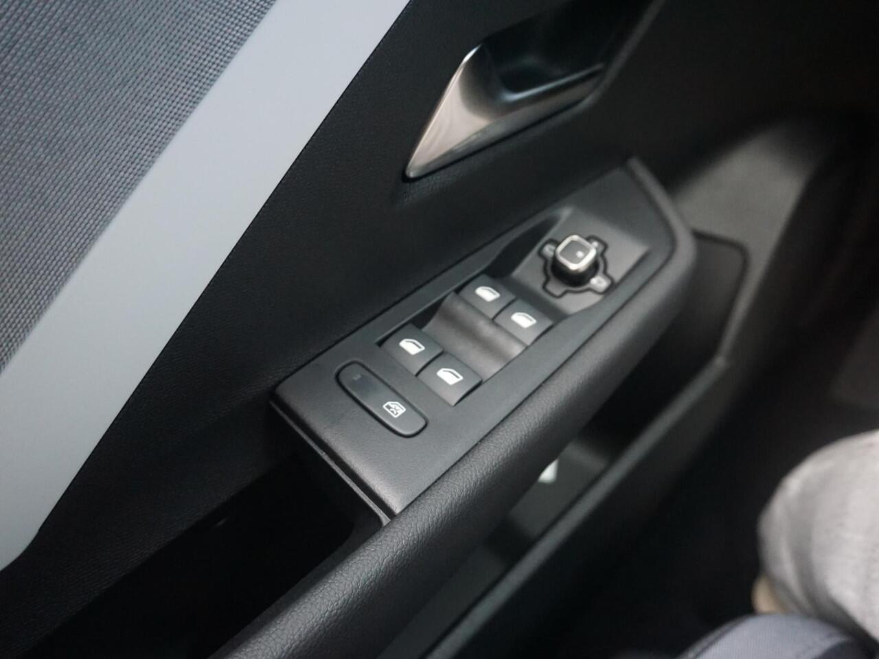 Opel ASTRA Electric 54 kWh Business Edition