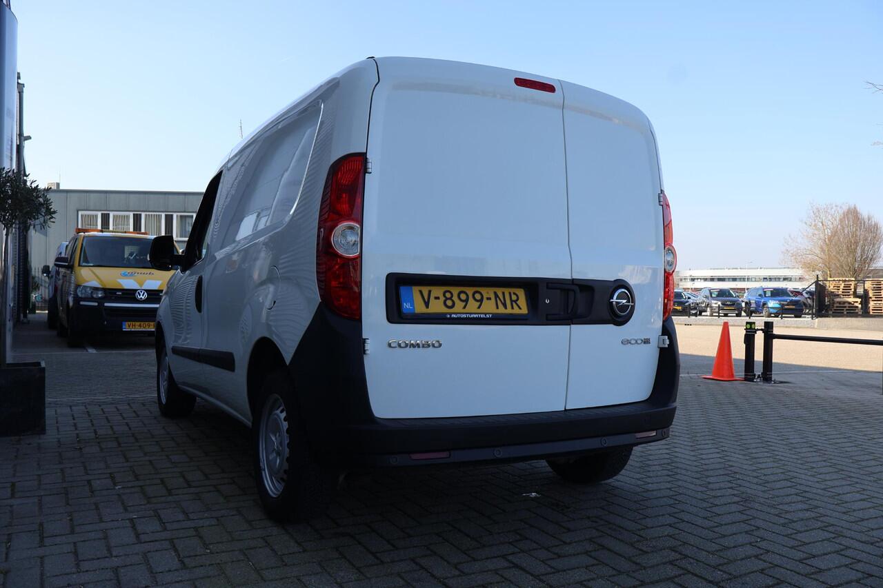 Opel COMBO 1.3 CDTi L1H1 Edition Airco | Parkeer sensor | BTW | NAP | Volledig Onderh.