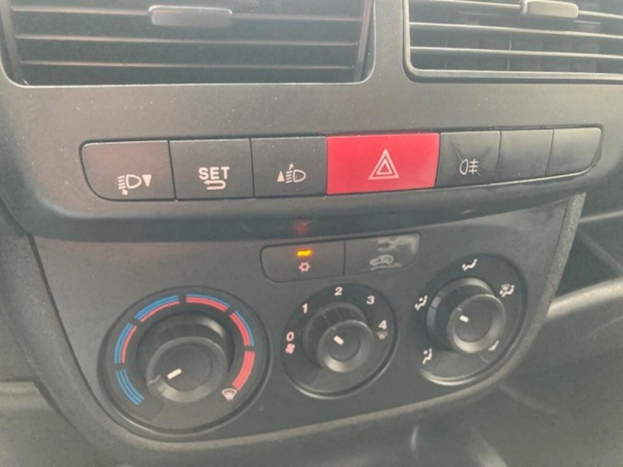 Opel COMBO 1.6 Cdti 105 Pk L2 H1 EURO 6 Airco PDC Sidebars Cruise Control Trekhaak