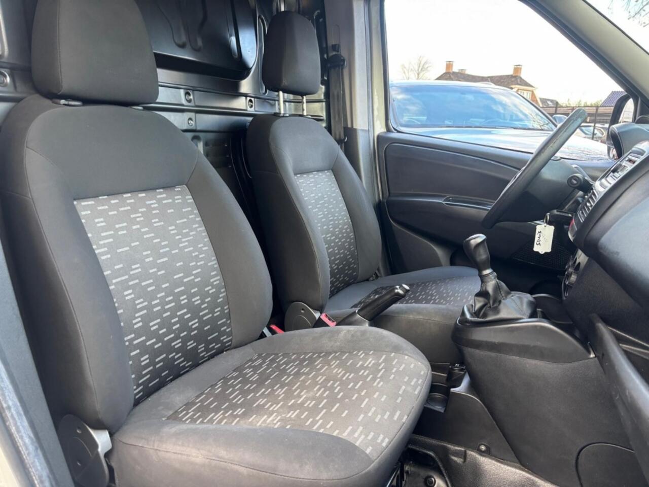 Opel COMBO 1.3 CDTi L2H1 Wit Lang 2018