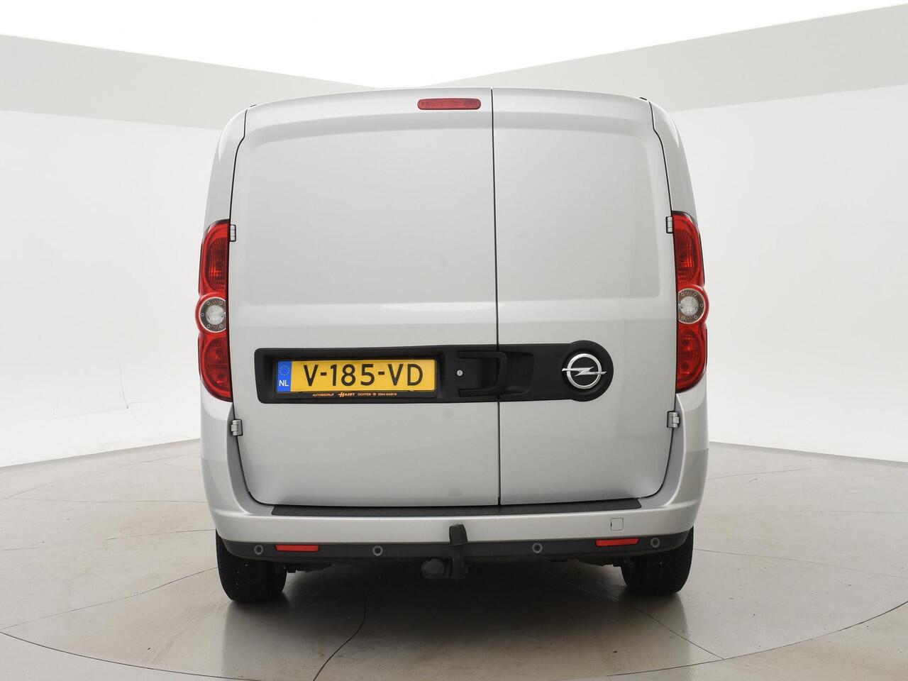 Opel COMBO 1.3 CDTi 95 PK L1H1 SPORT EURO 6 + LMV / TREKHAAK / AIRCO / CRUISE / SCHUIFDEUR