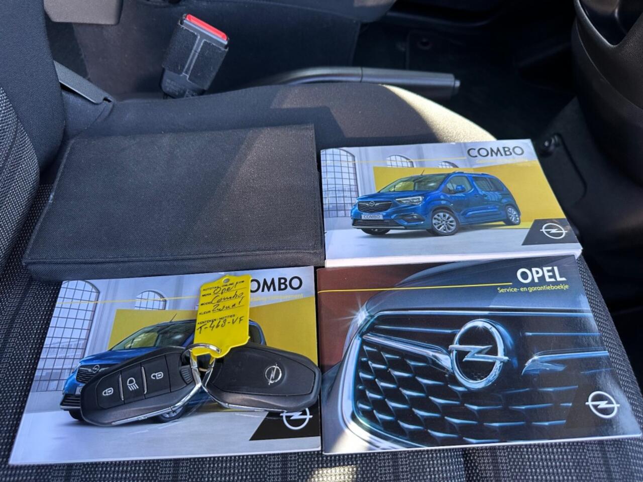 Opel COMBO 1.5 LIFE AUT 7 PERSOONS