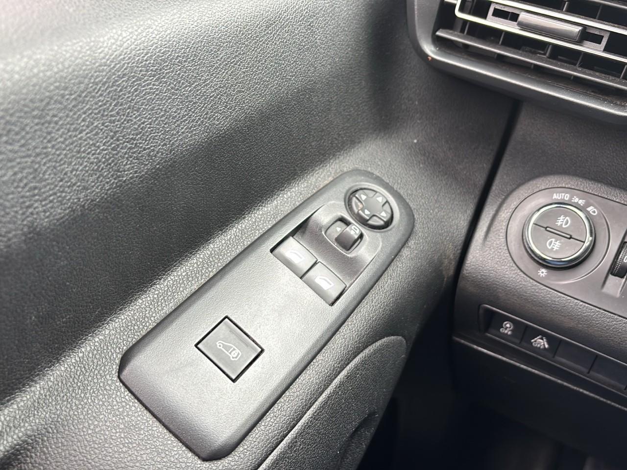 Opel COMBO 1.5D ECC LMV NAVIGATIE CAMERA