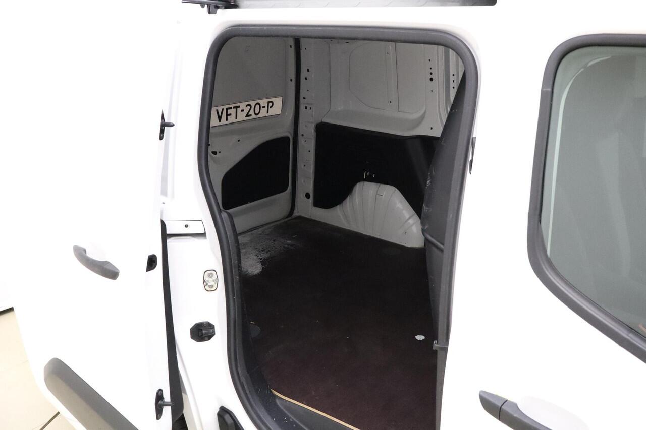 Opel COMBO 1.5D L1H1 Edition 75pk | Trekhaak | Airco | Cruise Control | Weinig Kilometers | Financial Lease mogelijk | Bluetooth