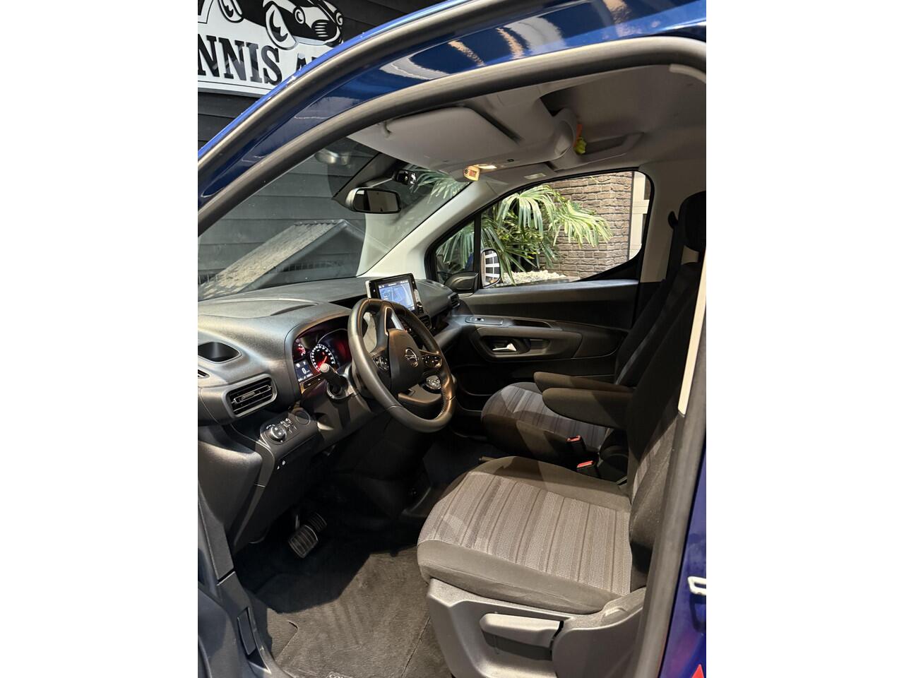 Opel COMBO life automaat 7 persoons ( Rifter, berlingo ) Life Automaat 7 persoons ( Rifter, Berlingo )