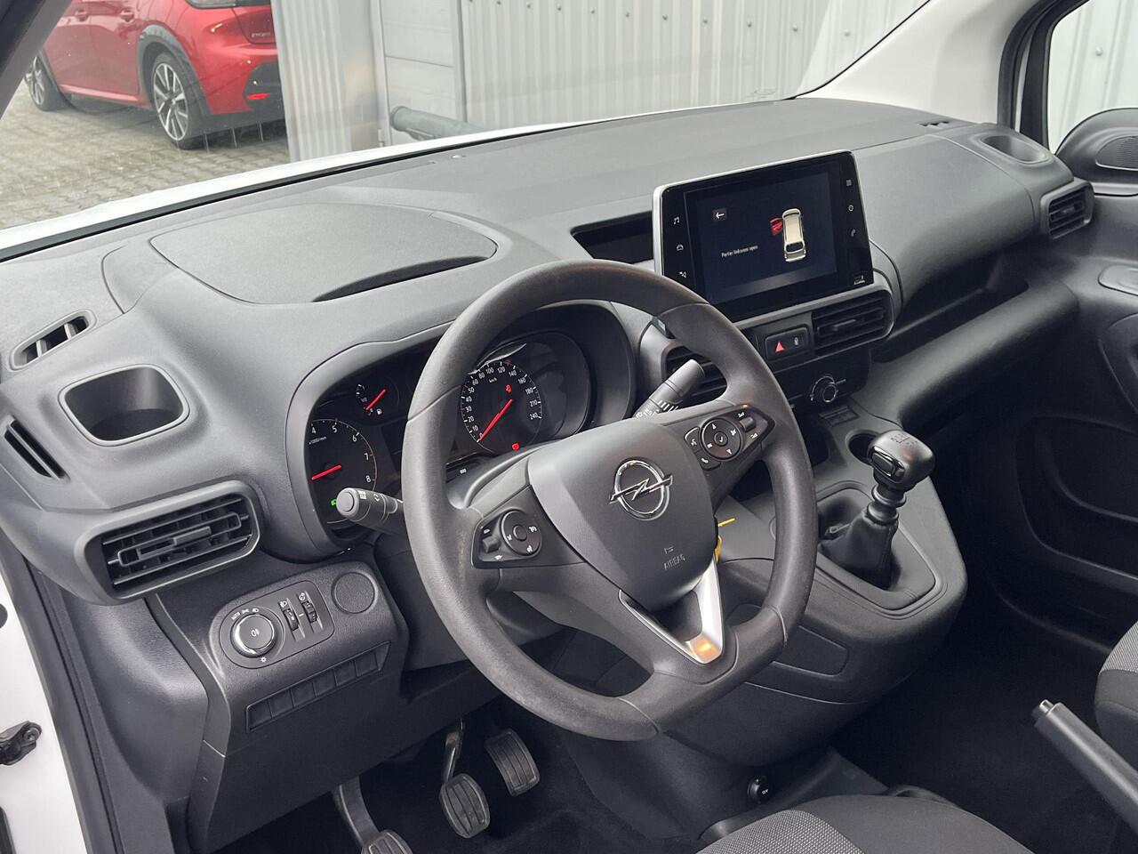 Opel COMBO 1.2 Turbo L1H1*NAVI*CRUISE*HAAK*A/C*CARPLAY*
