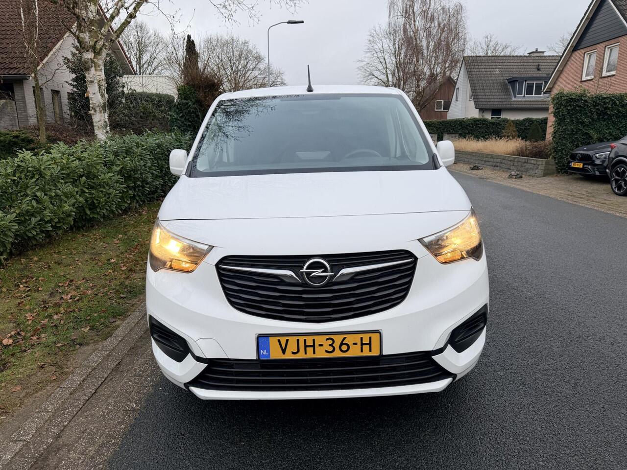 Opel COMBO 1.5D 100PK L1H1 NavioAircooCruise