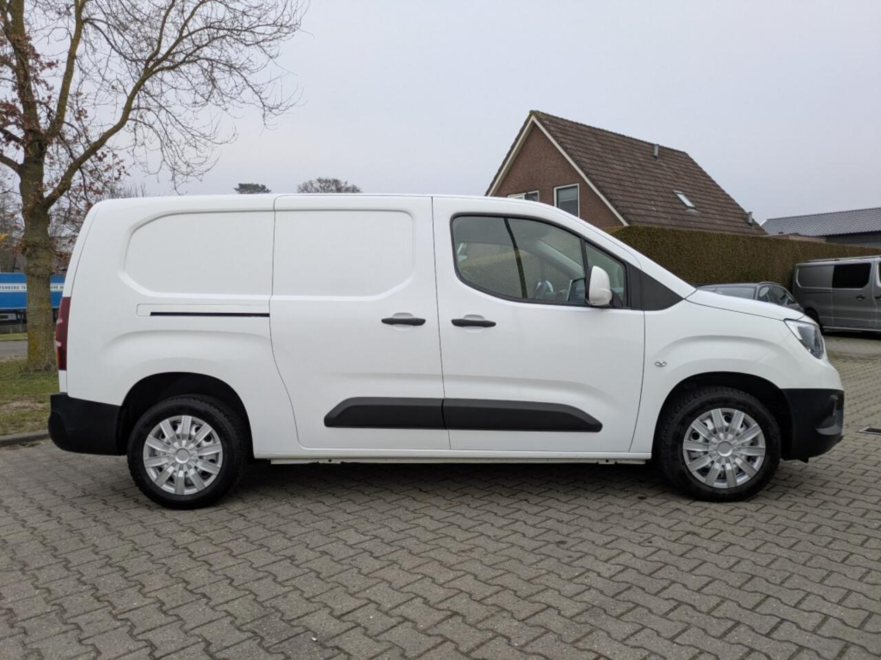 Opel COMBO 1.2T L2H1 EDITION I Benzine I Carplay I Cruise I Airco