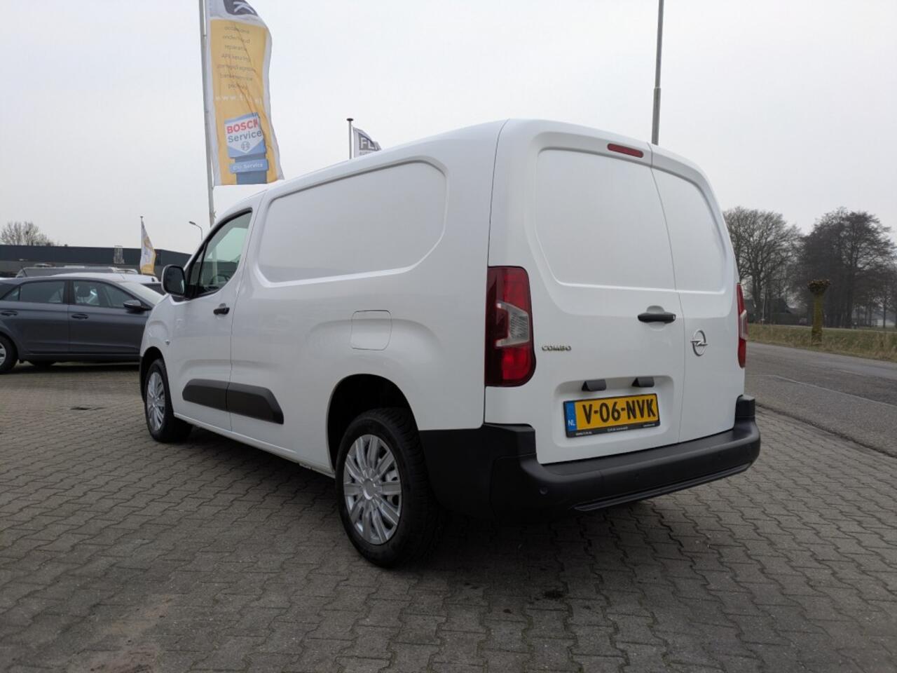 Opel COMBO 1.2T L2H1 EDITION I Benzine I Carplay I Cruise I Airco