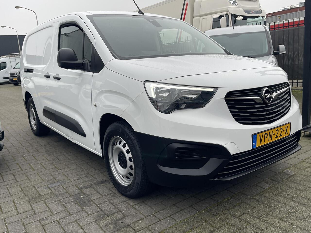 Opel COMBO Combo-e L2H1 Edition 50 kWh SNEL LADEN, 100% ELECTRISCH STOEL EN STUURVERWARMING