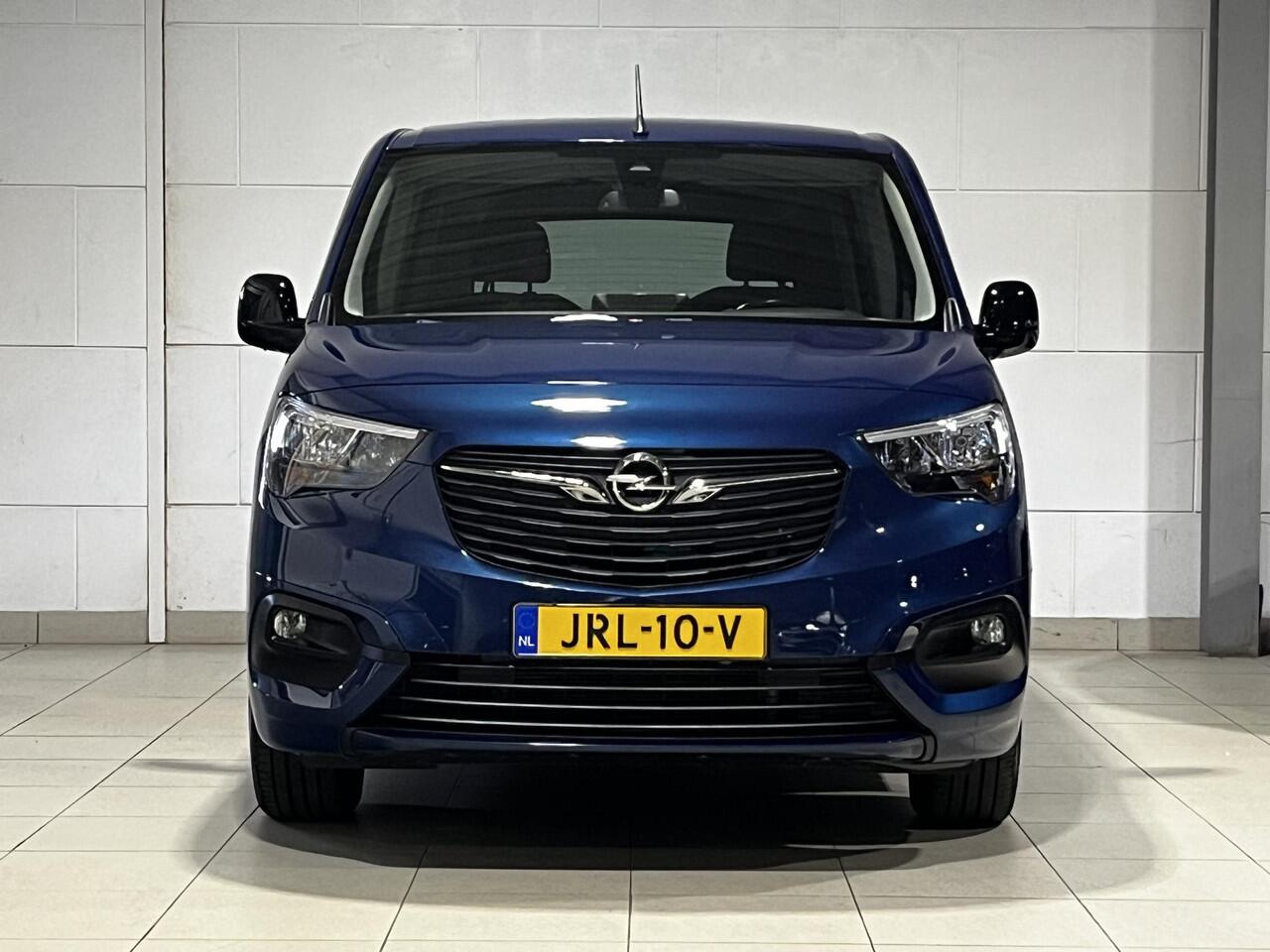 Opel COMBO Combo-e Life MPV Ultimate EV 50kWh 136pk | 180° CAMERA + SENSOREN | VERHOOGDE INSTAP | APPLE CARPLAY / ANDROID AUTO | ISOFIX | REGENSENSOR |