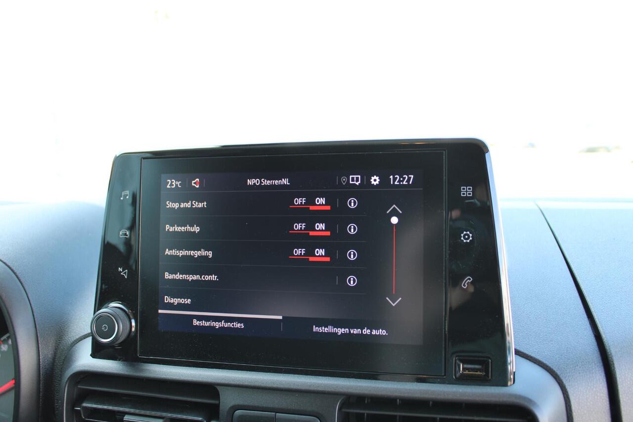 Opel COMBO 1.5D L2H1 Standaard Navi / Camera / Trekhaak