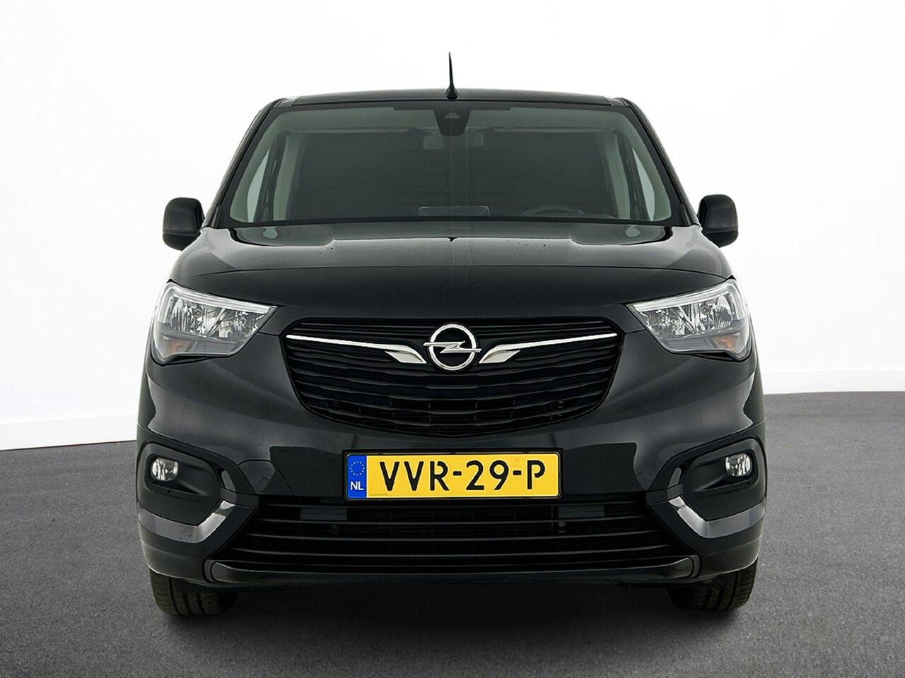 Opel COMBO 1.5D L1H1 130pk Automaat Edition Airco Navigatie Apple Carplay/ Android Auto Trekhaak Betimmerd Cruise Control