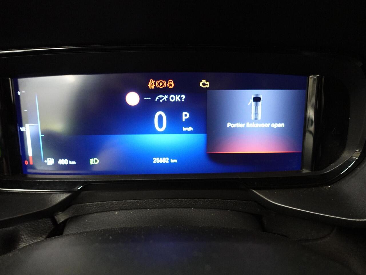 Opel COMBO 1.5 BlueHDi 130 S&S L2 Automaat Apple Carplay / Android Auto Navigatie Trekhaak Airco Camera Cruise Control Parkeersensoren V+A DAB