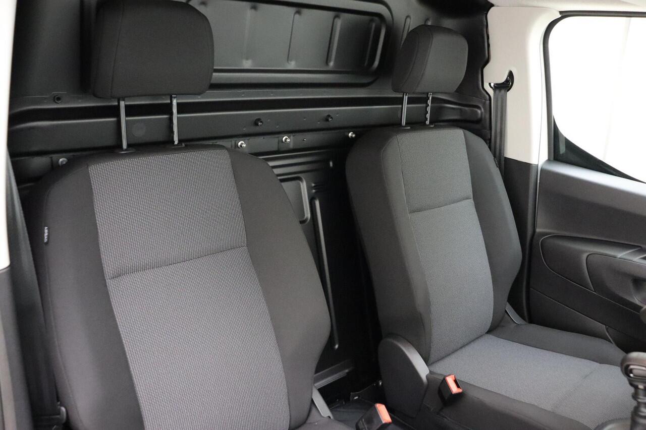 Opel COMBO 1.5 BlueHDi 100 S&S L1 Trekhaak | Houten afwerking laadruimte | Apple Carplay / Android Auto | Cruise control | Airco | Camera