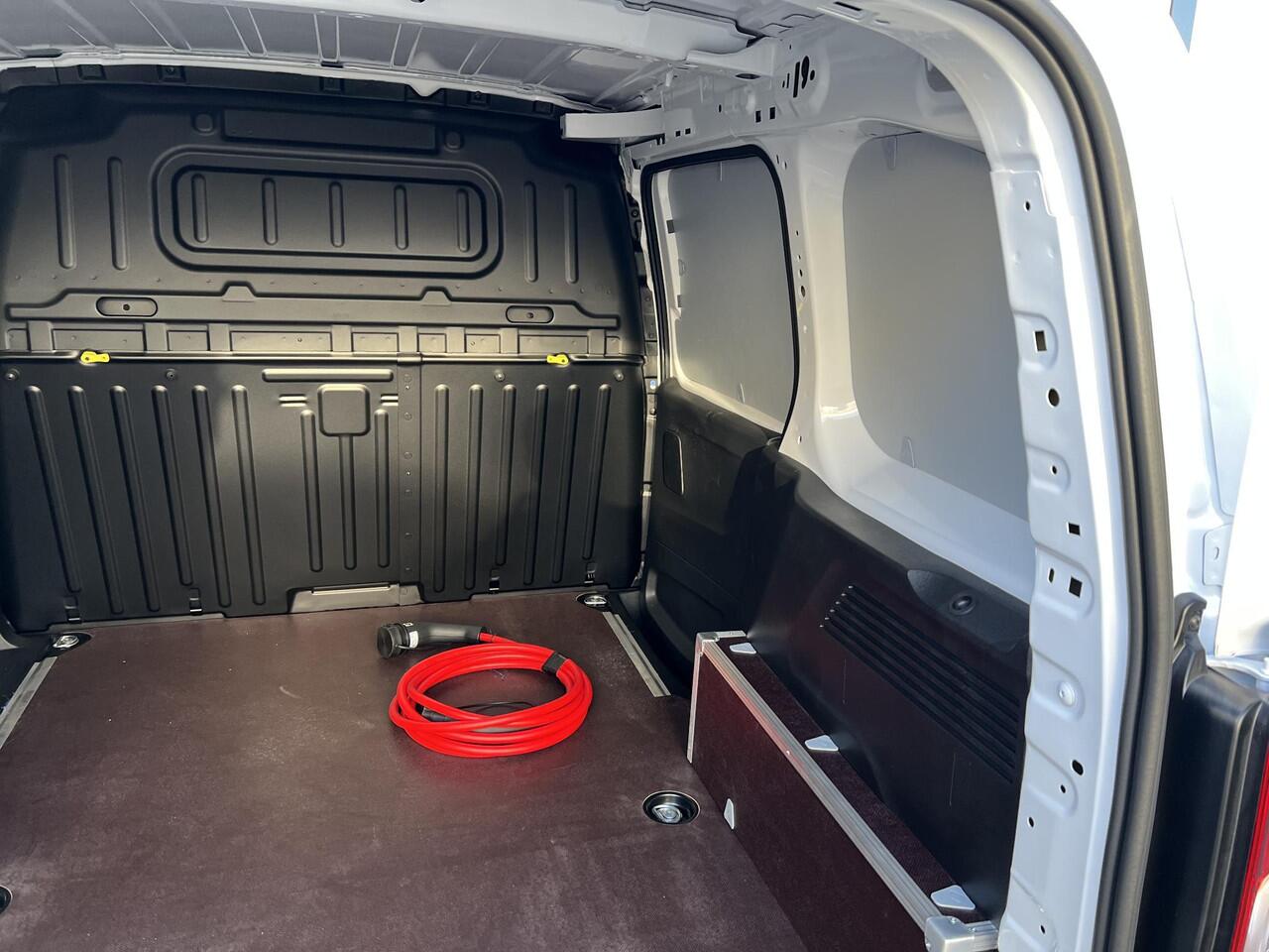 Opel COMBO Electric L1 50kWh | 0% rente | Apple Carplay | passagiersbankje | Comfort stoel | betimmering | rijklaarprijs