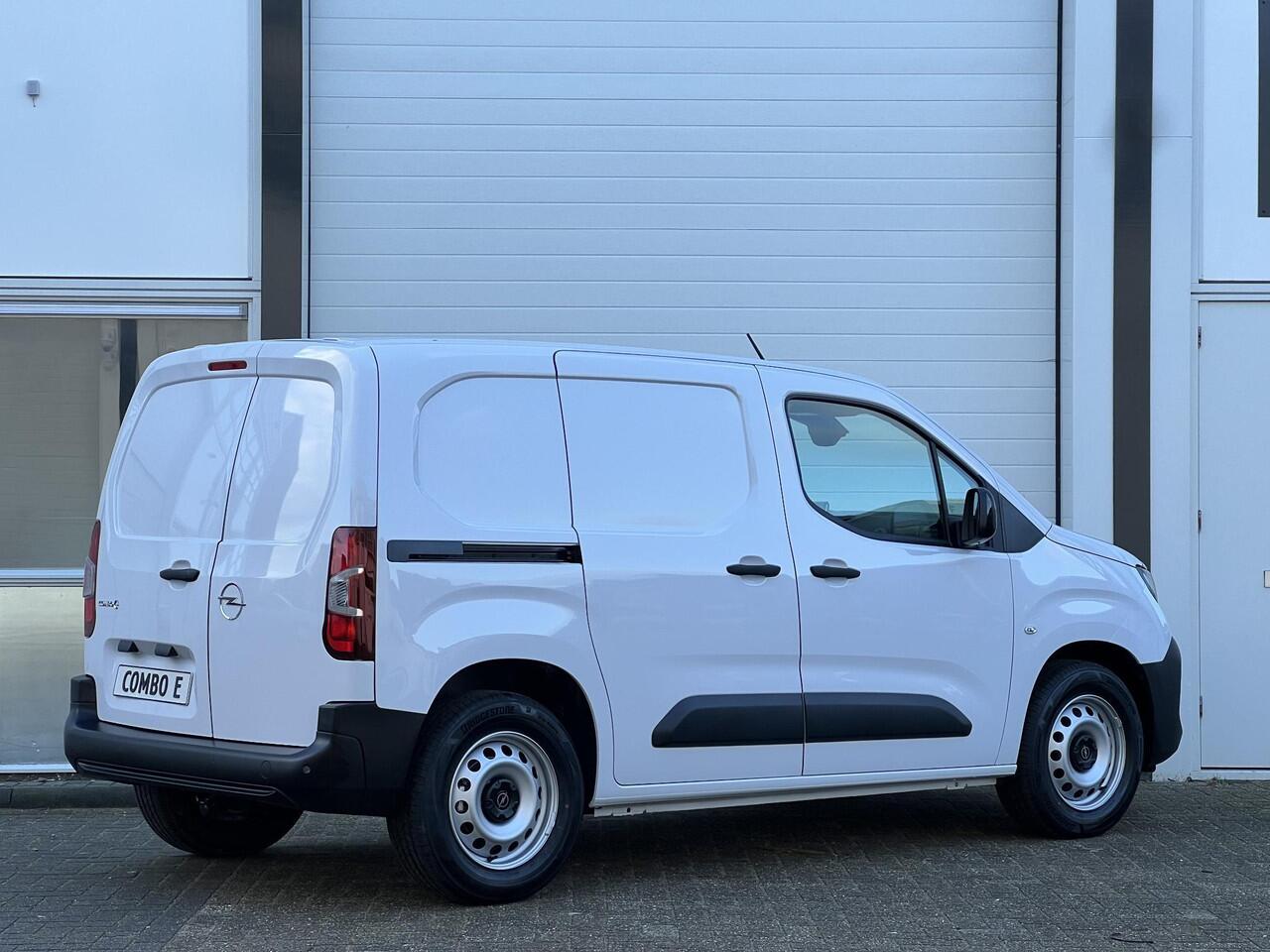 Opel COMBO Electric L1 50kWh | 0% rente | Apple Carplay | passagiersbankje | Comfort stoel | betimmering | rijklaarprijs