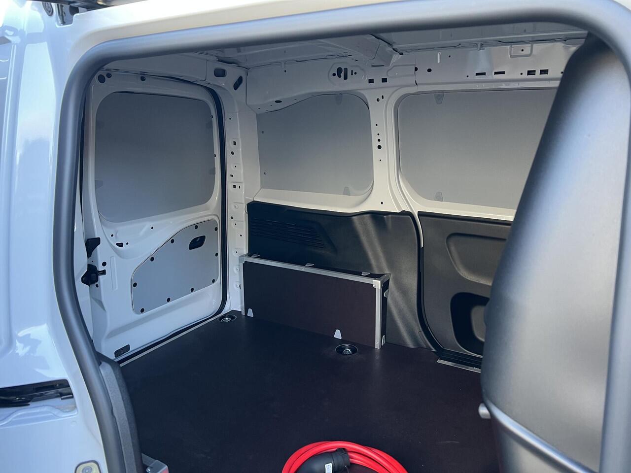 Opel COMBO Electric L1 50kWh | 0% rente | Apple Carplay | passagiersbankje | Comfort stoel | betimmering | rijklaarprijs